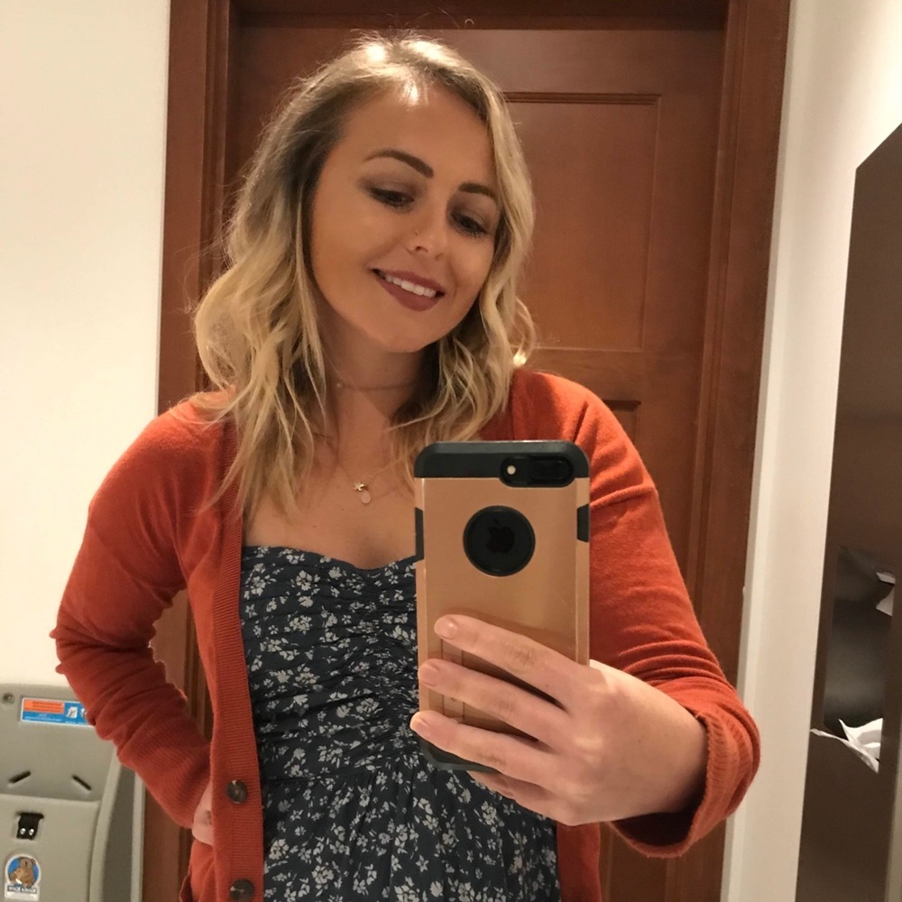 Meet your Posher, Becca